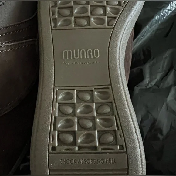 Munro Brown Suede Women’s Shoes size 10 - Picture 5 of 7